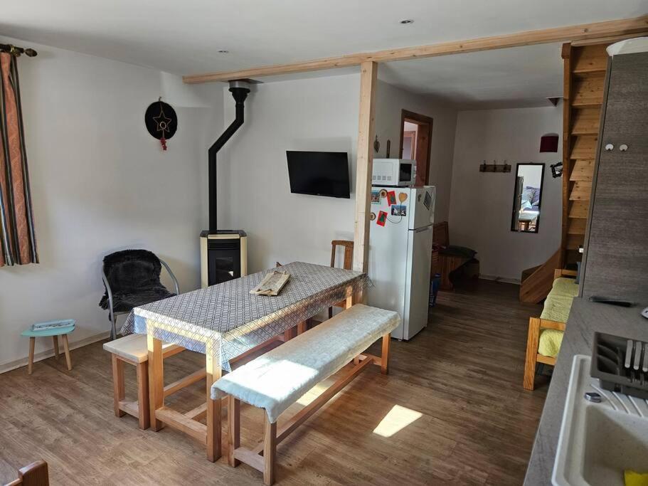 Chalet T3 Duplex Neuf Névache Eksteriør bilde