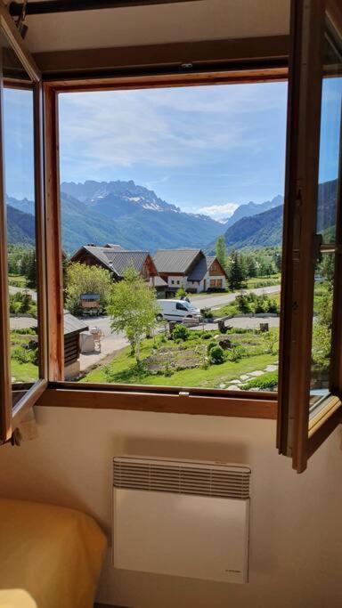 Chalet T3 Duplex Neuf Névache Eksteriør bilde
